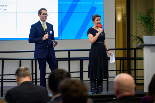 Stefanie Kaste und Thomas Northoff auf der Bühne